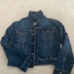 GAP KIDS denim jacket in size regular! blue denim, used but great condition!
